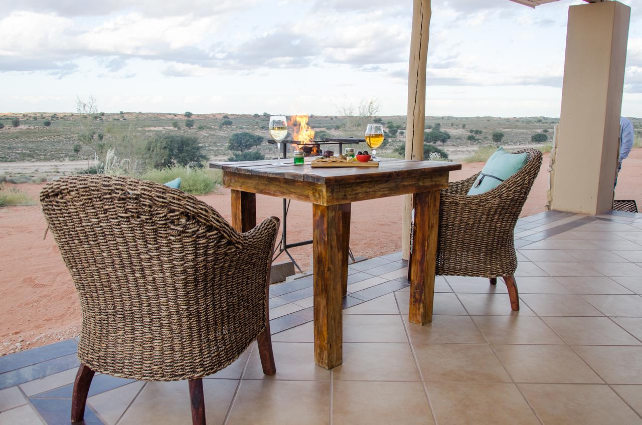 Kgalagadi Lodge Askham 外观 照片