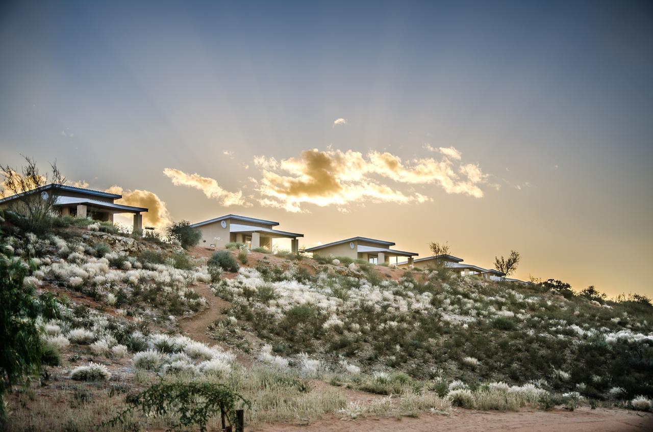 Kgalagadi Lodge Askham 外观 照片