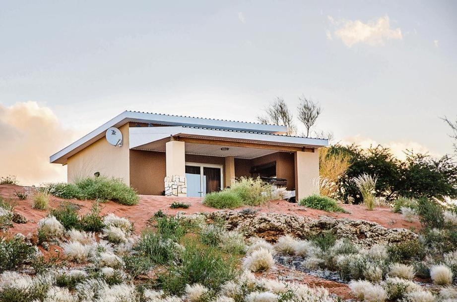 Kgalagadi Lodge Askham 外观 照片